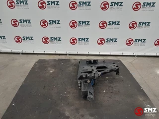 Renault N/A 2002 - Occ bracket rechts Renault T 21116690 82232587 immagine 2