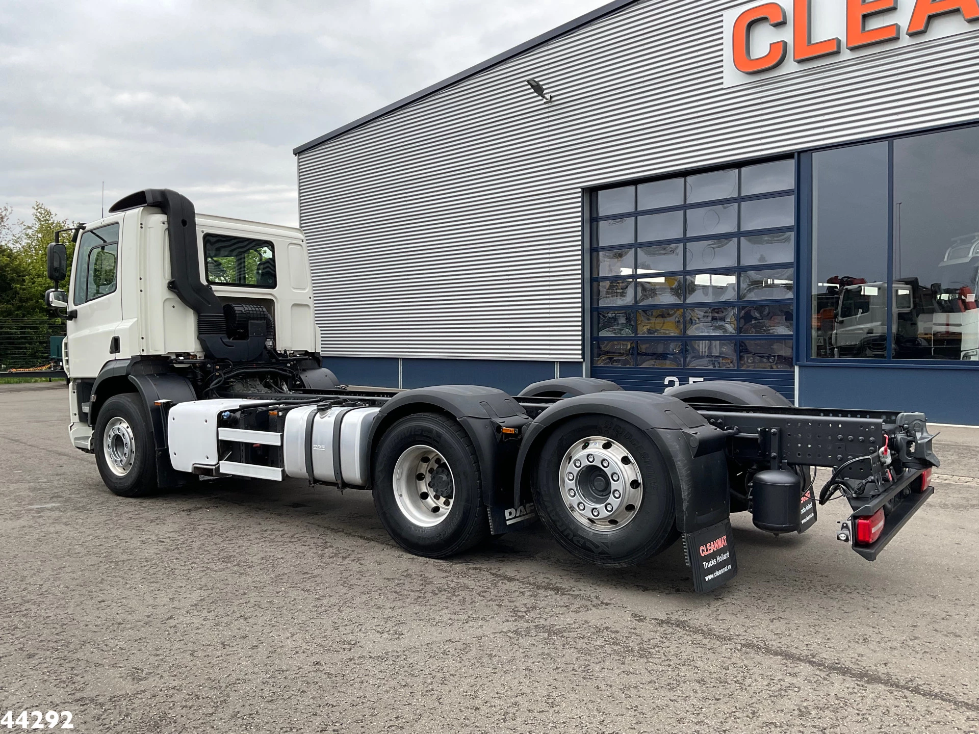 DAF FAN CF 450 Euro 6 Chassis Cabine 2019 obrázek 2