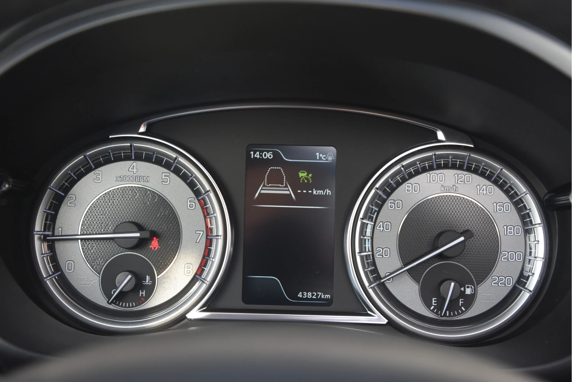 Suzuki S-Cross 2023 - 1.4 Boosterjet Style Smart Hybrid Bild 13