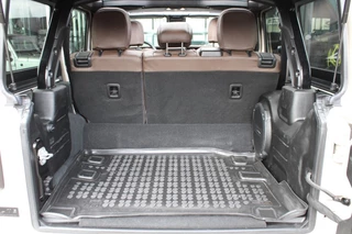 Jeep Wrangler 2023 - 4XE 380 BRUTE Richmond SkyOne Performance Hood El. sidesteps. bild 30
