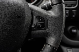 Renault Trafic 2018 - Passenger **1.6 dCi 9-Pers L2H1 | Incl. BPM, BTW vrij | R-Link | Navi | Airco | Cruise | PDC | MF Stuur | Start / Stop** afbeelding 18