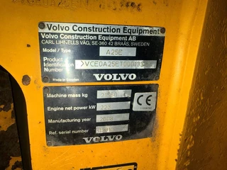 Volvo N/A 2008 - A25E obrazek 3