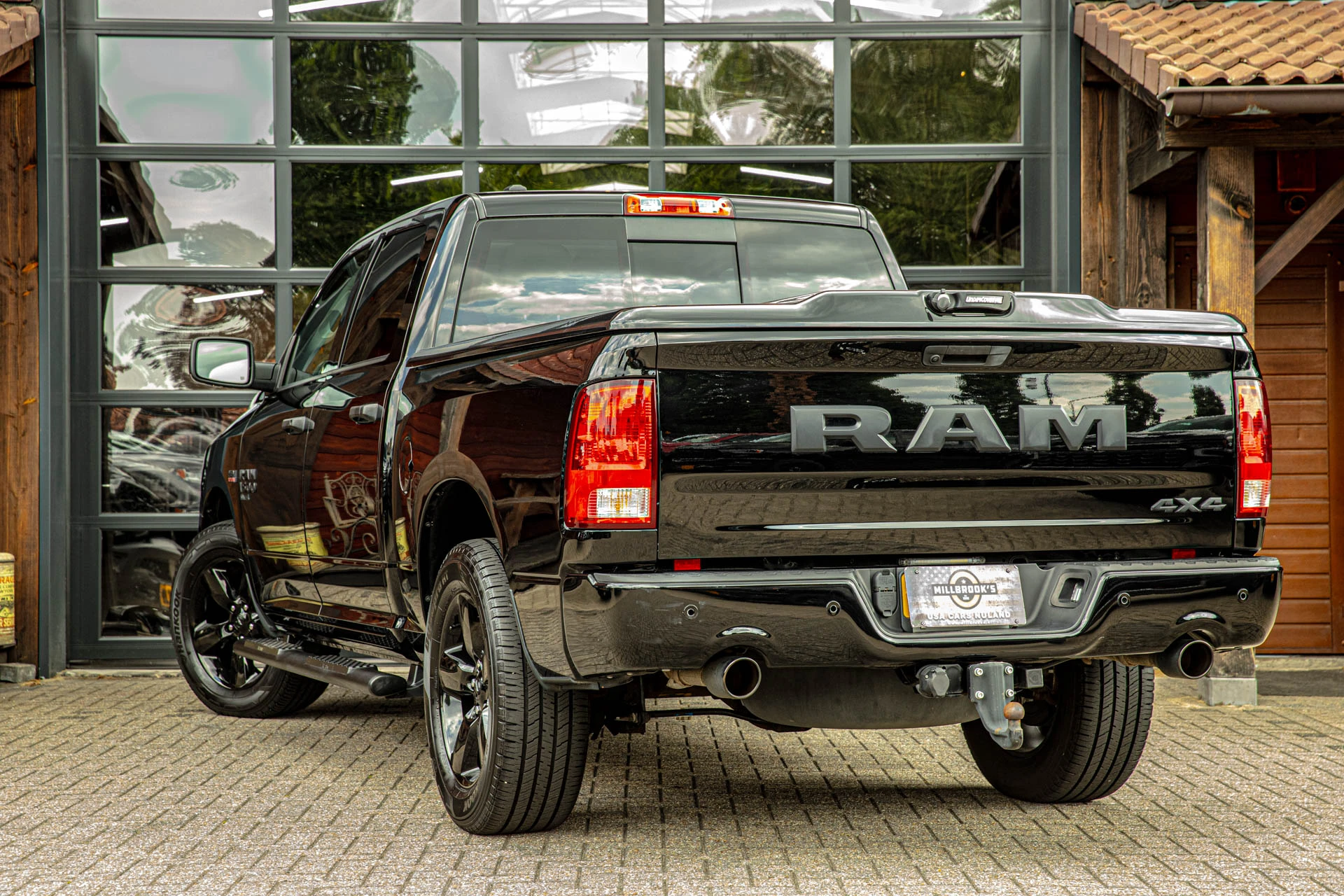 Dodge Ram 2024 - Dodge classic v8 | stoel verw | stuur verw | afbeelding 4