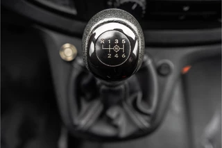 Mercedes-Benz Vito 2019 - 111 CDI XL L3H1 | 5-Persoons | DC | Camera | Cruise | Airco | Trekhaak image 22