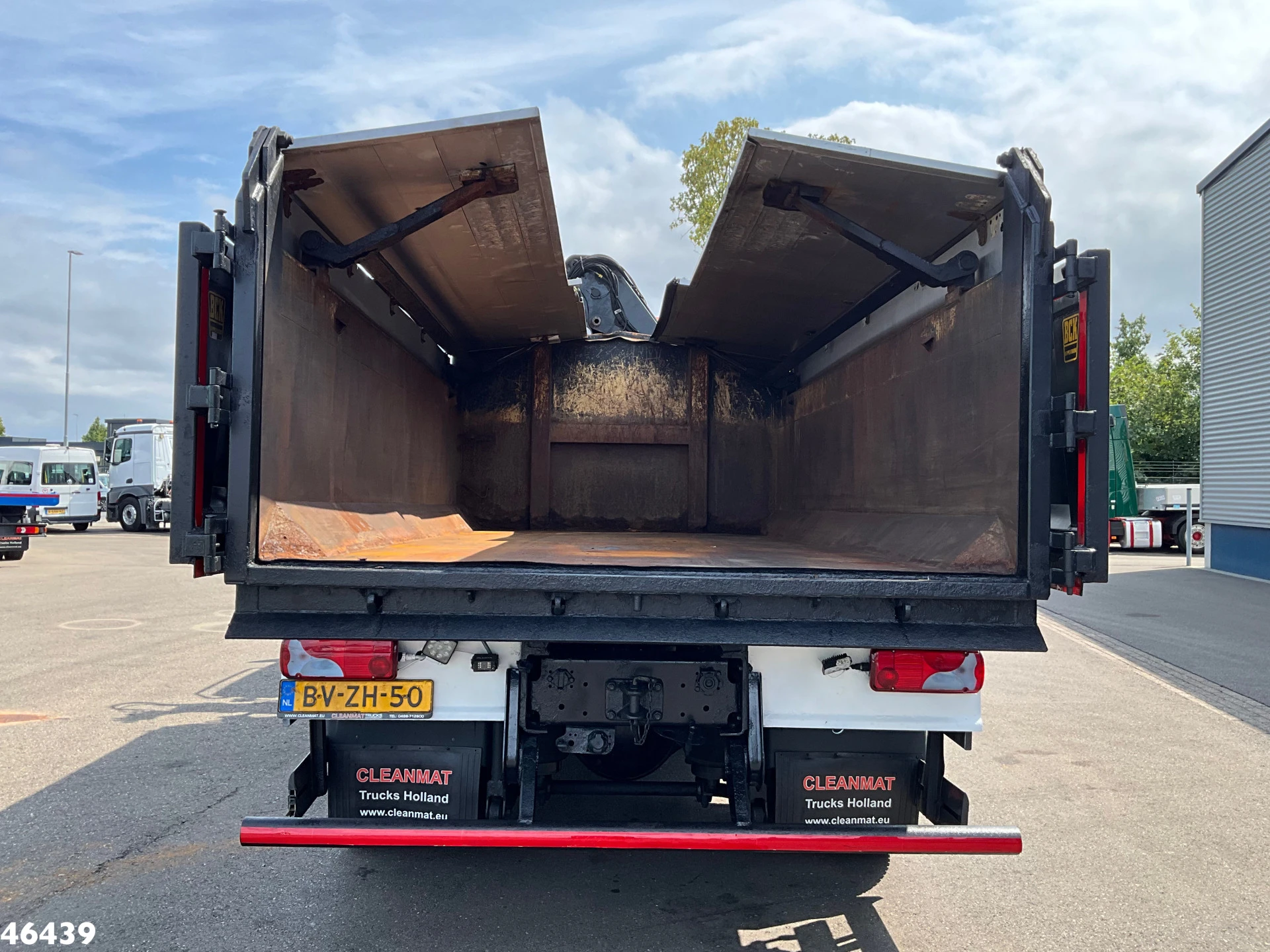 MAN TGS 2009 - 18.320 4x4 Hiab 11 Tonmeter laadkraan afbeelding 7