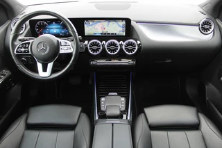 Mercedes-Benz B-Klasse 2021 - 250e AUT8 Premium Plus LEDER MEMORY PANORAMADAK CARPLAY DISTRONIC SFEER KEY-LESS GO afbeelding 2 miniatuur