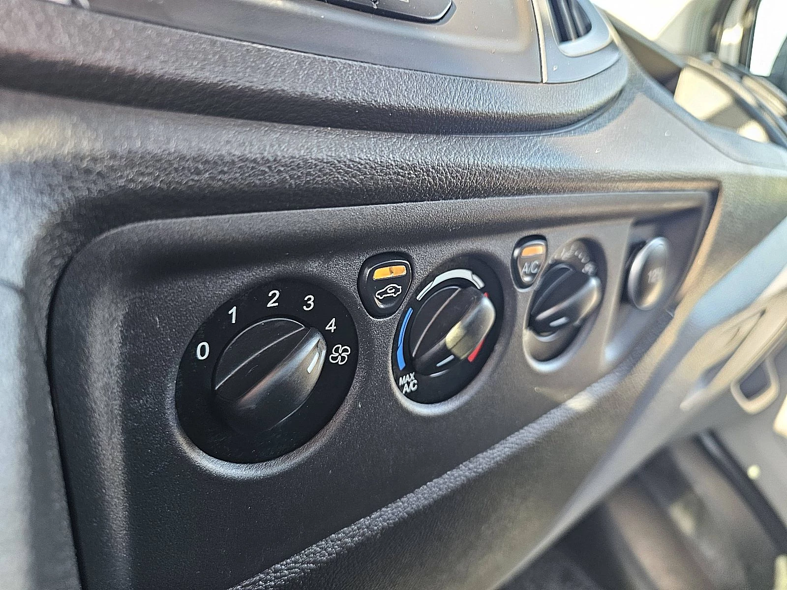 Ford Transit 2019 - 350 obrázek 12
