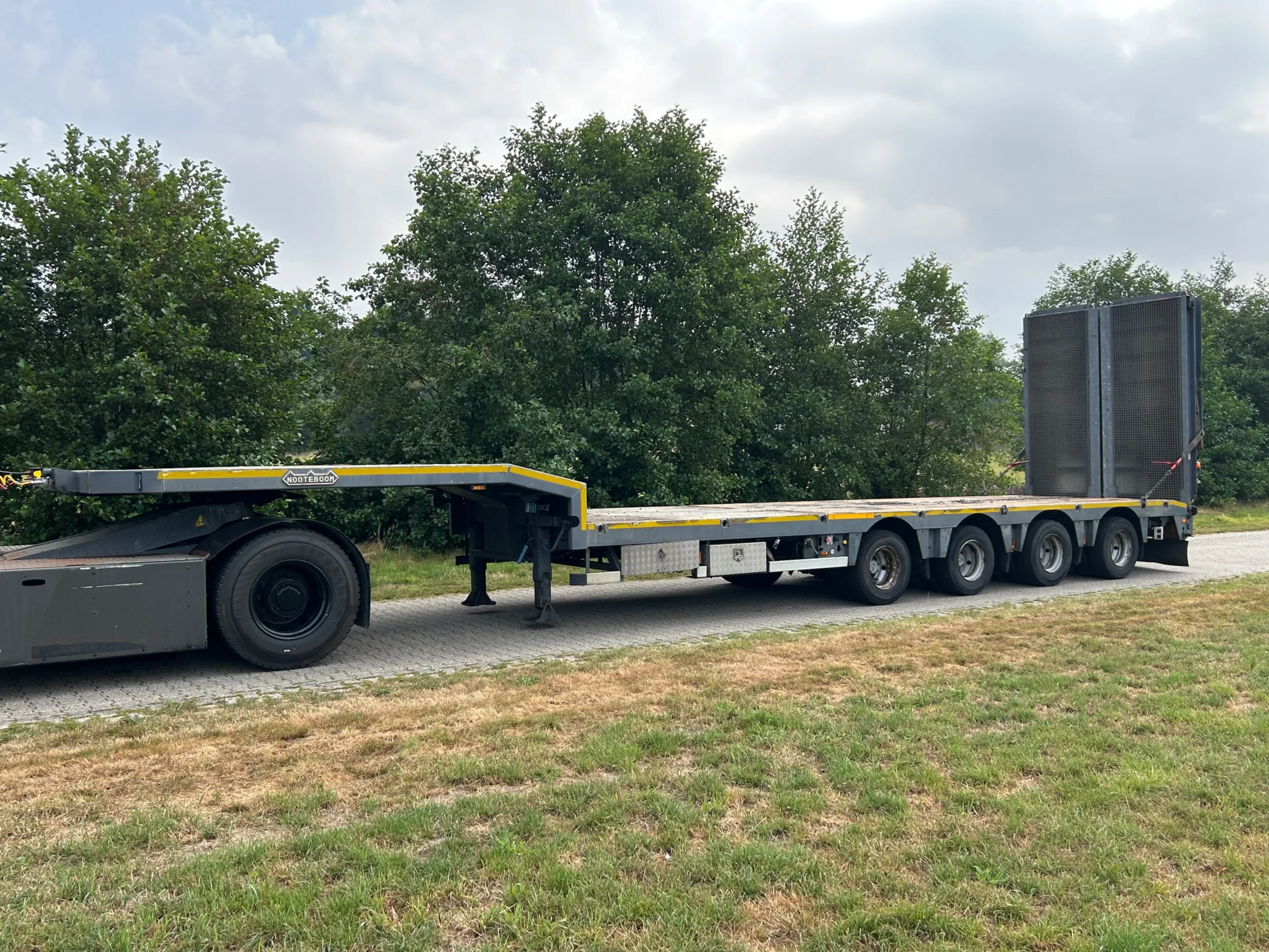 Nooteboom OSDS-58-04 2011 - HEAVY LOAD TRAILER 58.000 kg | HYDROLIC RAMPS | image 1