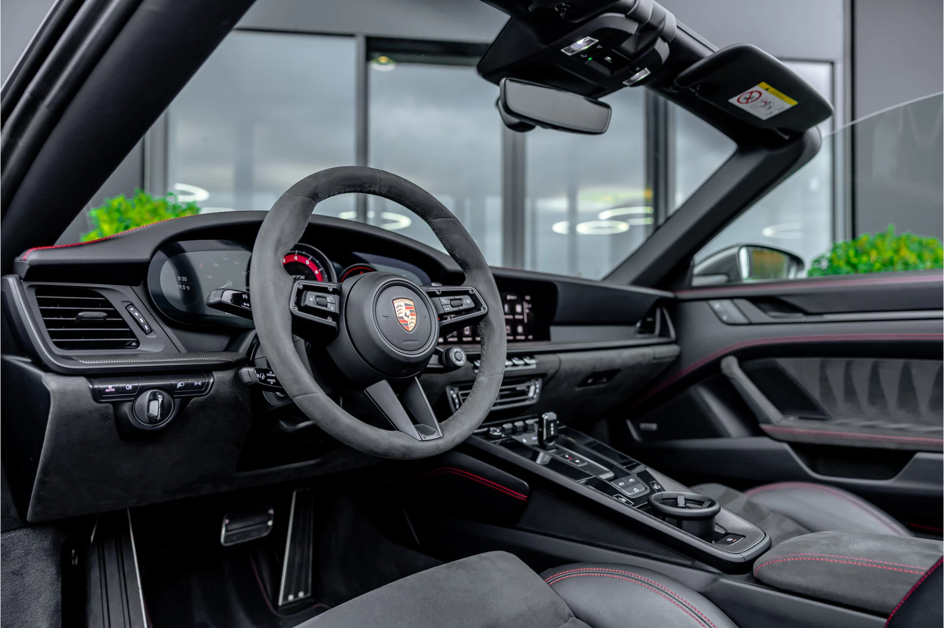 Porsche 911 2024 - Cabrio 3.0 Carrera GTS afbeelding 10