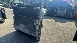 Mercedes-Benz N/A 2023 - A 9605002801 / A 9605000302 RADIATOR+INTERCOOLER OM470LA immagine 1