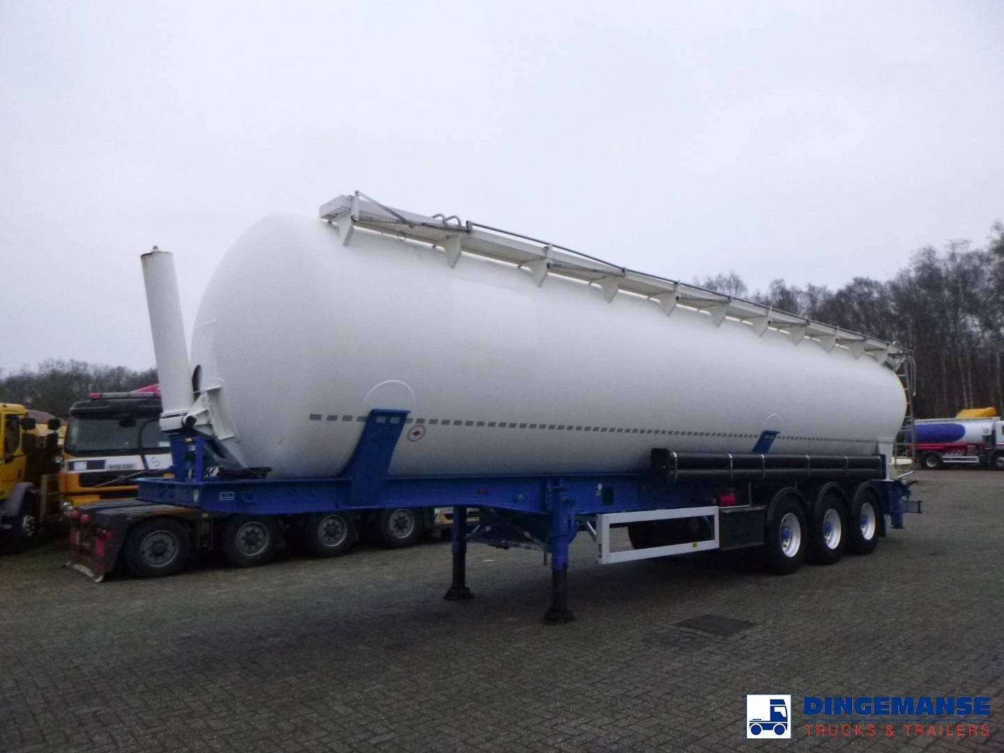 Feldbinder Powder tank alu 63 m3 (tipping) 2015 imagen 1
