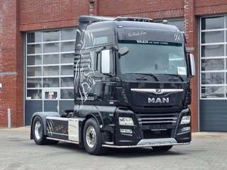 MAN TGX 2020 - 18.640 4x2 - Retarder - Full air - Leather - Full spec te koop