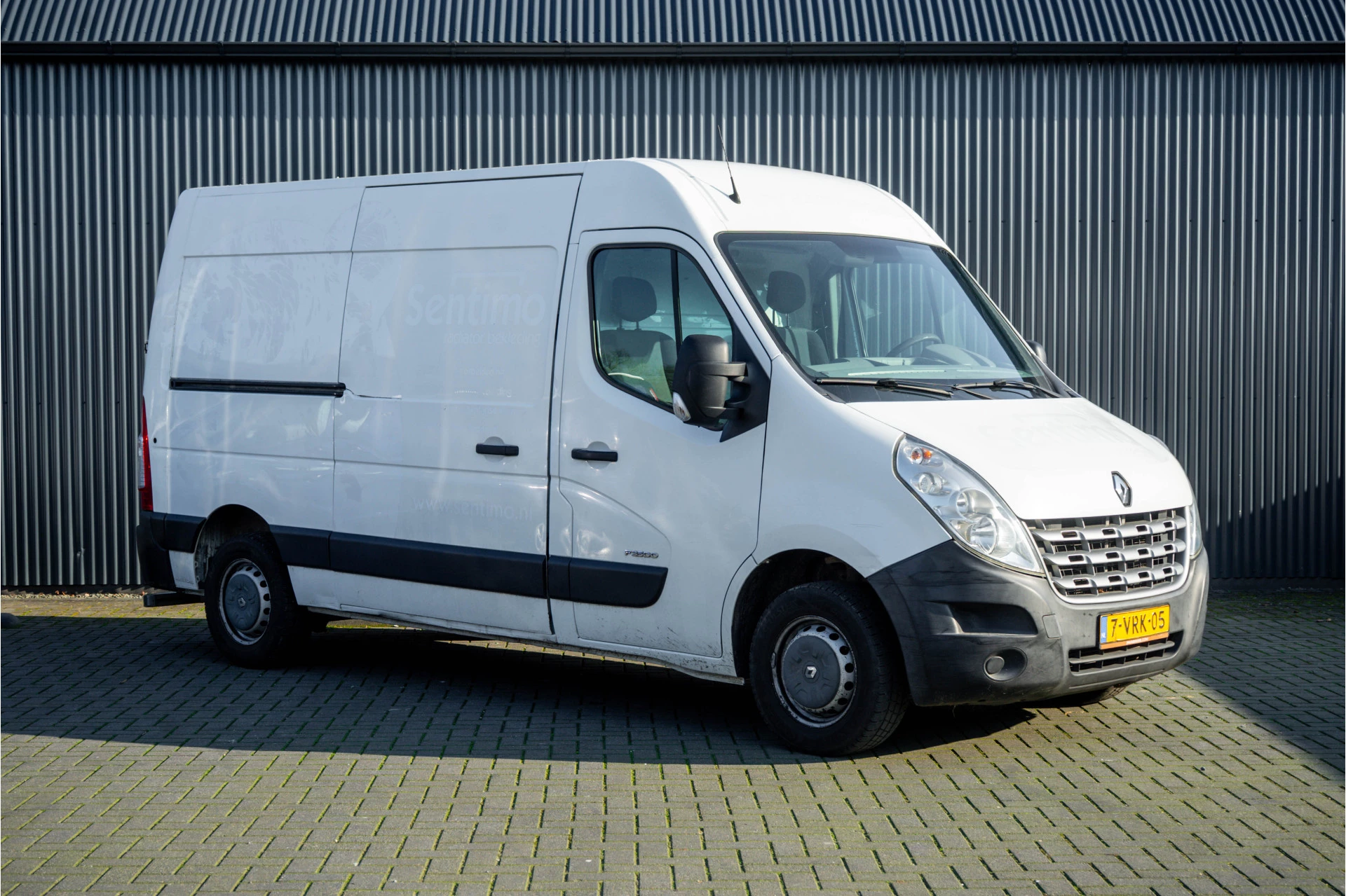 Renault Master 2011 - 2.3DCI | 125 PK L2H2 | Airco | Trekhaak Bild 4