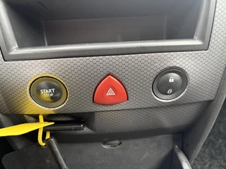 Renault Mégane 2005 - 1.6-16V Privilège Luxe APK tot 07-2027 obrazek 17