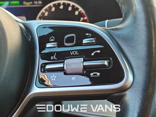 Mercedes-Benz E-Class 2019 - 300e Head Up Exclusive Memory Burmester Panorama Hybrid obrazek 26