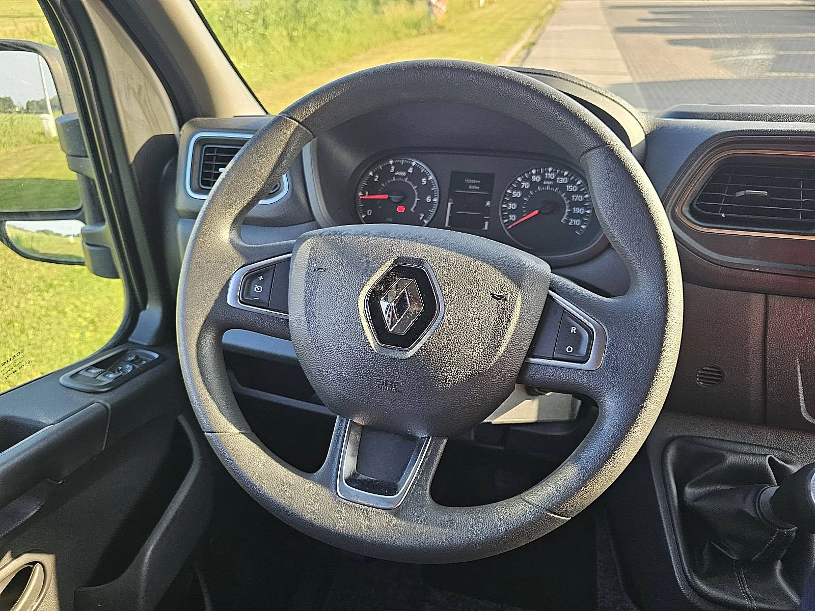 Renault Master 2022 - T35 Bild 10