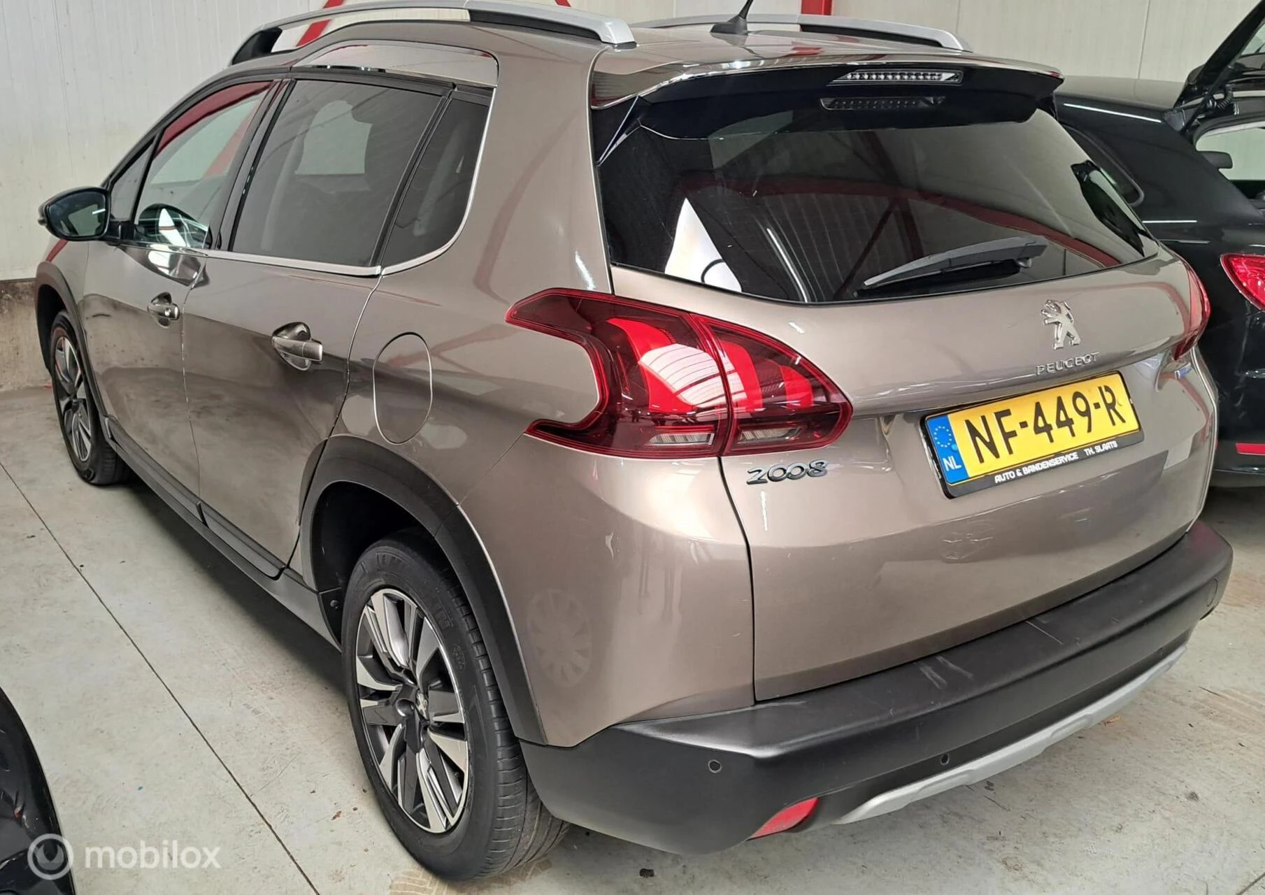Peugeot 2008 2017 - 1.2 PureTech Active stopstart, Automaat afbeelding 3