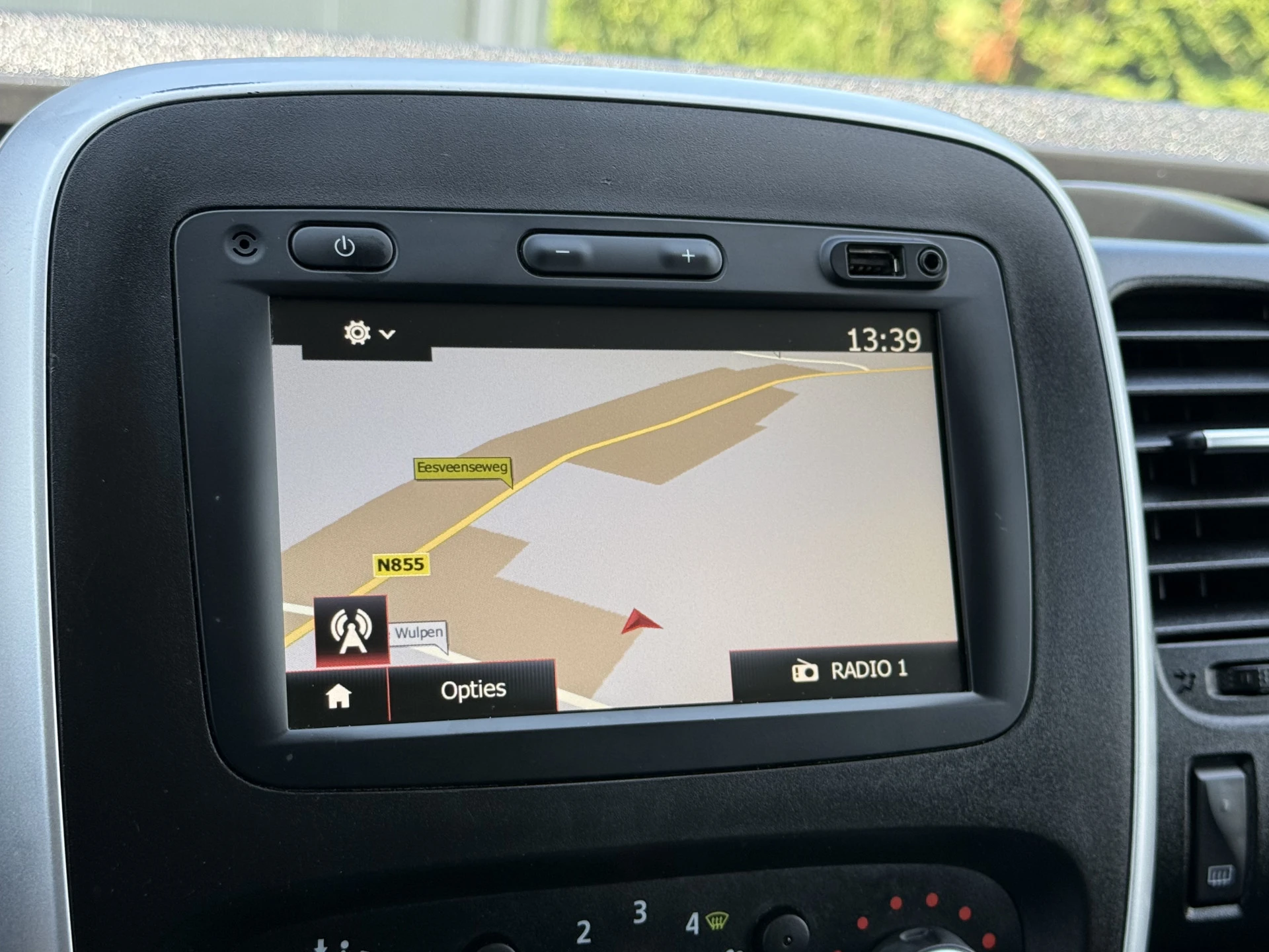 Renault Trafic 2020 - 2.0 dCi 145 PK / AUTOMAAT / L1H1 / 2x SCHUIFDEUR / INRICHTING / TREKHAAK / IMPERIAAL / 3-ZITS afbeelding 18