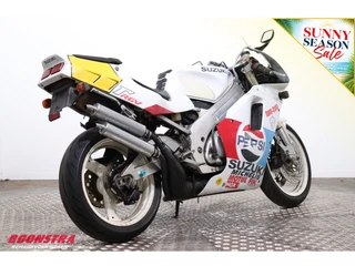 Suzuki RGV 250 1994 - VJ22 Pepsi afbeelding 3 miniatuur