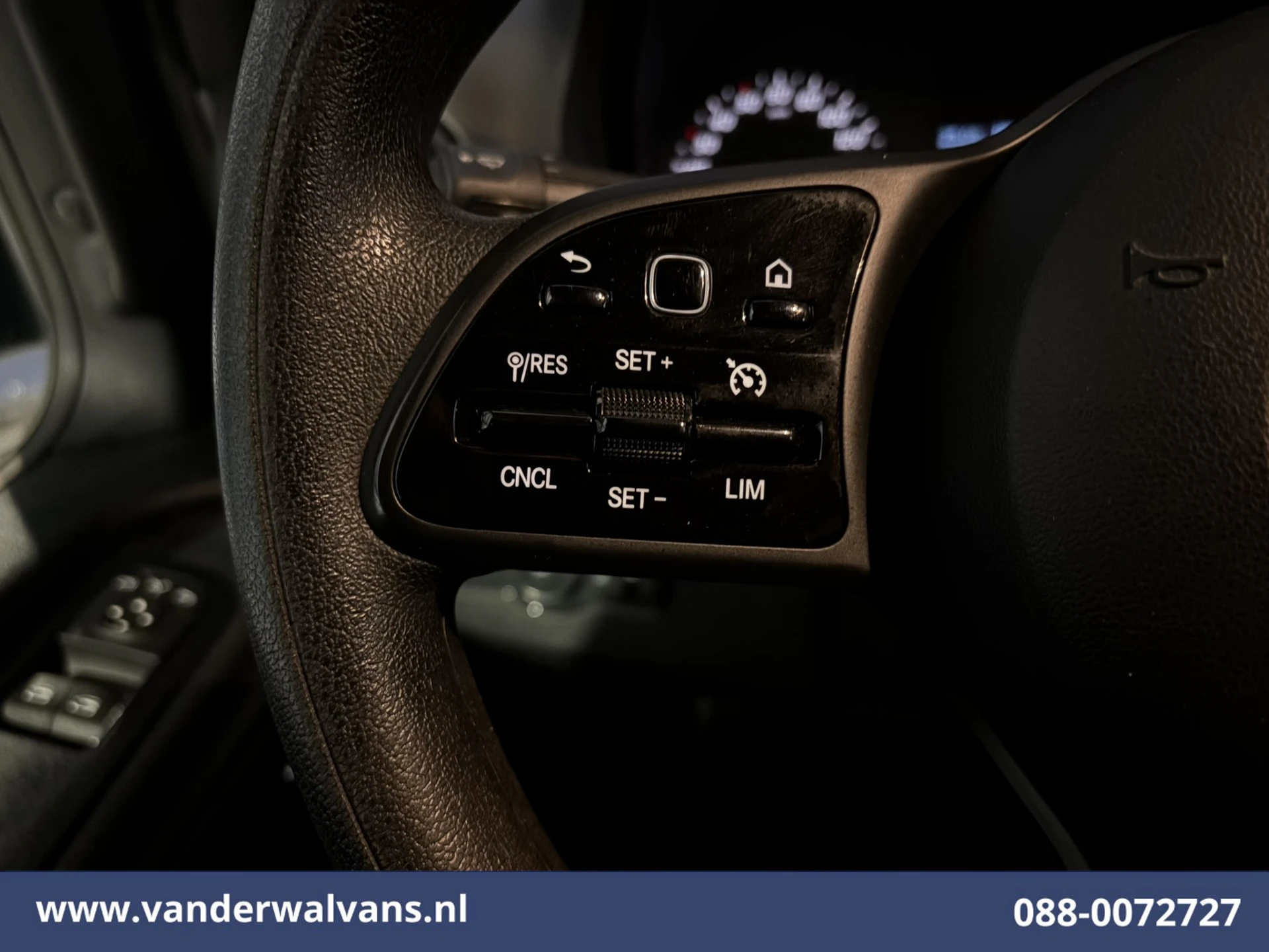 Mercedes-Benz Sprinter 2023 - 317 CDI 170pk L3H2 Euro6 Airco | 360 Graden Camera | Navigatie | Apple Carplay | Chauffeursstoel obrázek 5