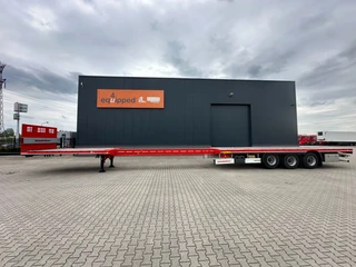 KAESSBOHRER 2026 - new and unused Heavy-Duty flatbed / 690cm extendable / steering axle / lift axle / twistlocks / timberstakes / NL-trailer / APK: 04-2027 zdjęcie 1 miniatura