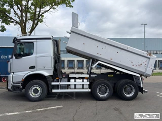 Mercedes-Benz Arocs 2651 2013 - N/A image 2