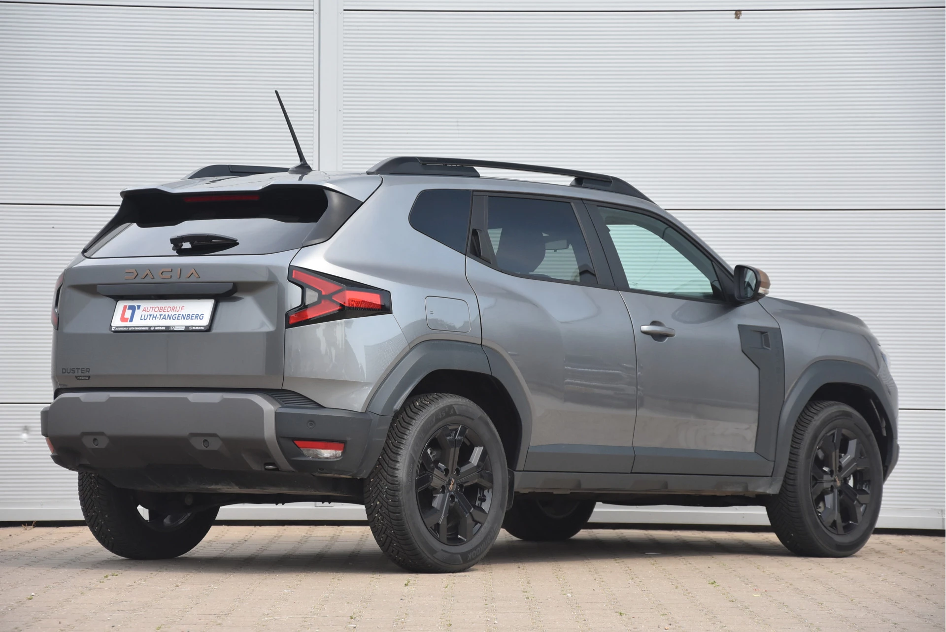 Dacia Duster 2025 - 1.6 Hybrid 140 Extreme | Winter + Techno Pack | afbeelding 2