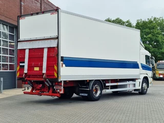 Scania 94 260 2003 - P94 - 4x2 - Full air - Manual gearbox - Loadlift - 5.50 Wb obrazek 8