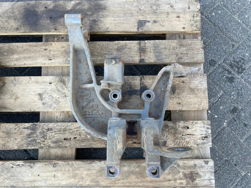 DAF - 1321961 / 1821961 / 1321965 SUPPORT LH afbeelding 1