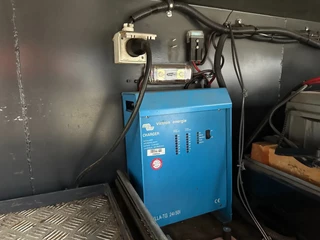 Scania P 2010 - P230 TOP: multifunct. ruimte met airco (camper?), 22kVA generator, hydr. steunpoten, beloopbaar dak, keuken, APK 10-2026 immagine 31