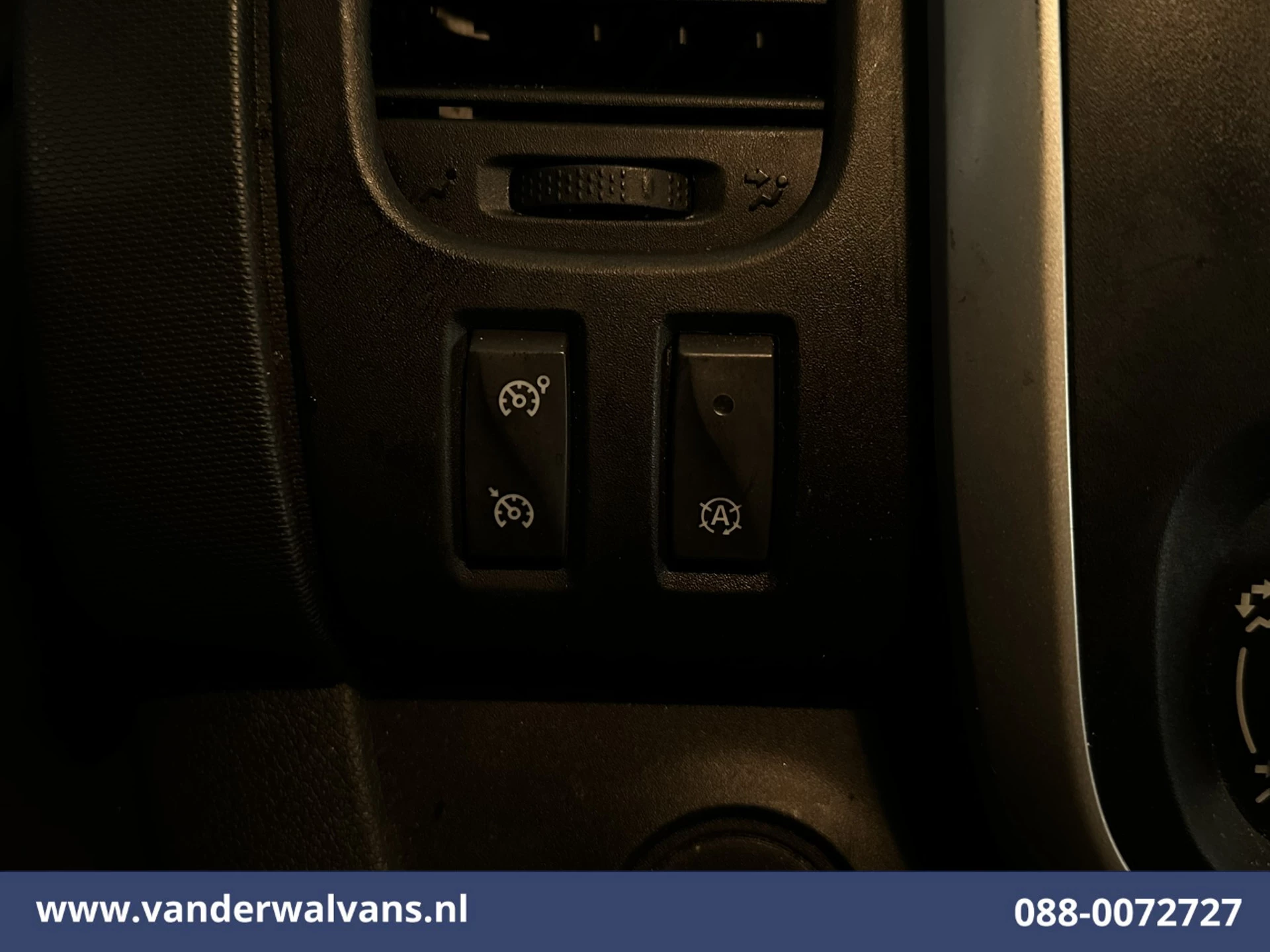 Renault Trafic 2021 - 2.0 MultiJet 146pk L2H1 Euro6 Airco | Camera | Navigatie | Cruisecontrol obrázek 4