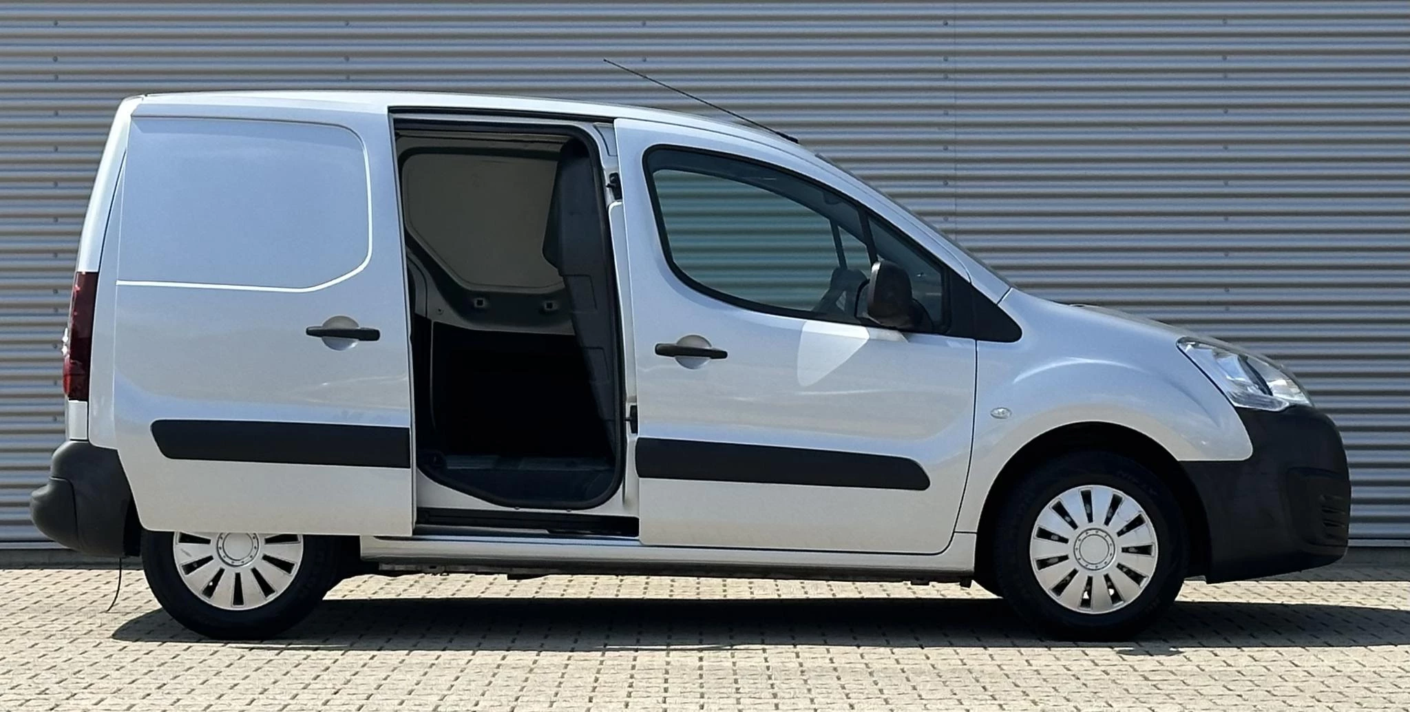 Citroën Berlingo 2018 - 1.6 BlueHDI 75 Club airco|Cruise image 3