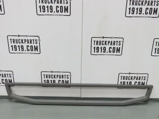 Volvo - 82177794 | Sierstrip ondergrille te koop