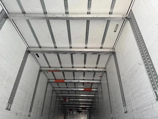 Schmitz Cargobull SCB*S3B THERMO KING SLX 300E TÜV TILL 03-2026 2014 - N/A bild 12