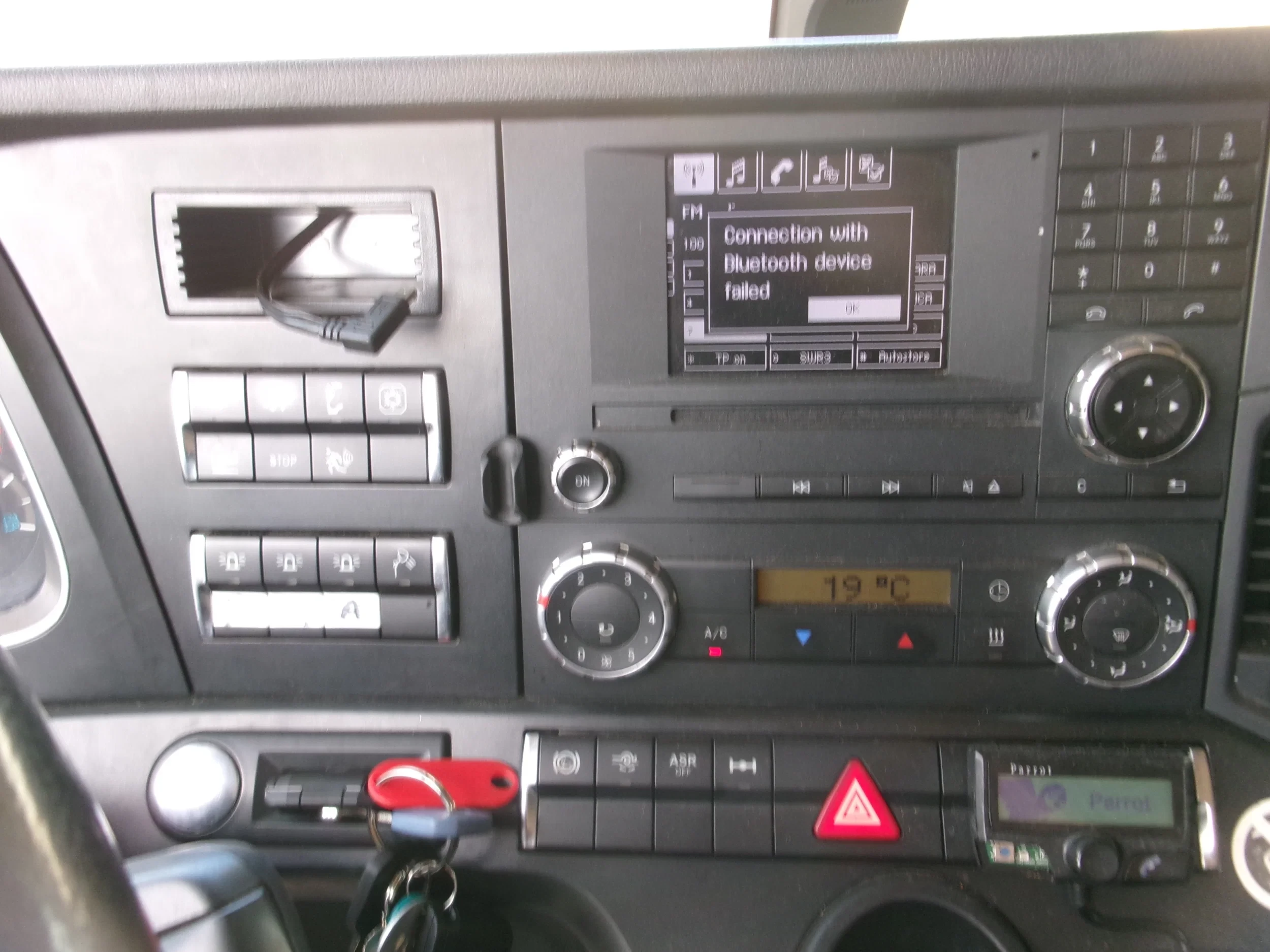 Mercedes-Benz Actros 2013 - 1845 LS EURO 5 NL TRUCK image 13