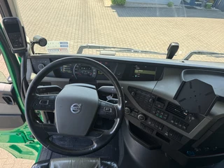 Volvo FH 2017 - 540 Globe 8x4*4 Chassis Retarder *443 Tkm* bild 18