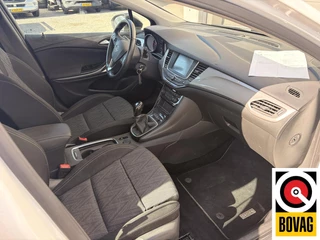 Opel Astra 2020 - Sports Tourer 1.2 Business Edition obrazek 7