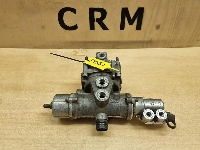 KNORR BREMSE LOAD SENSING VALVE BR5607 immagine 1