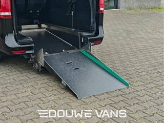 Mercedes-Benz EQV 2024 - 300 L3 Rolstoelbus MBUX Navigatie immagine 11