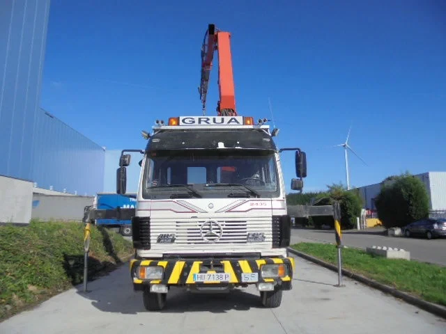 Mercedes-Benz 2435 1990 - S/6X2/4 + ROBSON DRIVE afbeelding 3