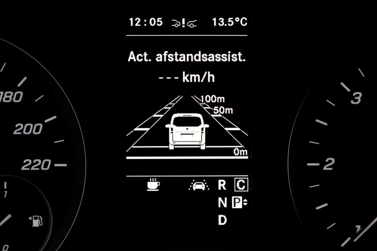 Mercedes-Benz Vito 2022 - CDI 136pk Compact 9G Automaat 2x Schuifdeur/LED/Camera/Inrichting 07-2022 image 23