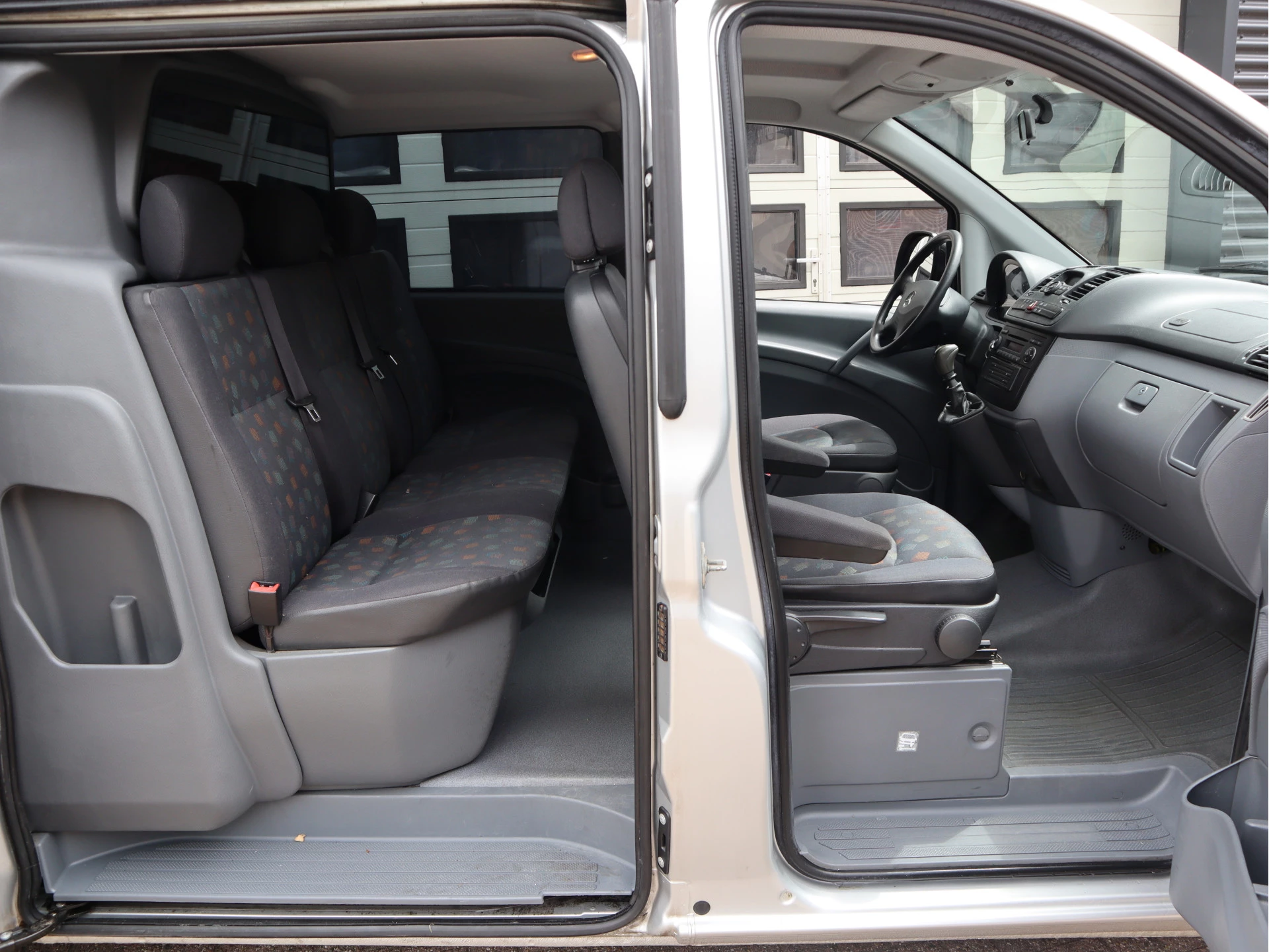 Mercedes-Benz Vito 2007 - 109 CDI Lang L2 - DC 5 Pers. - MARGE - Airco - Cruise - Rolstoellift immagine 4