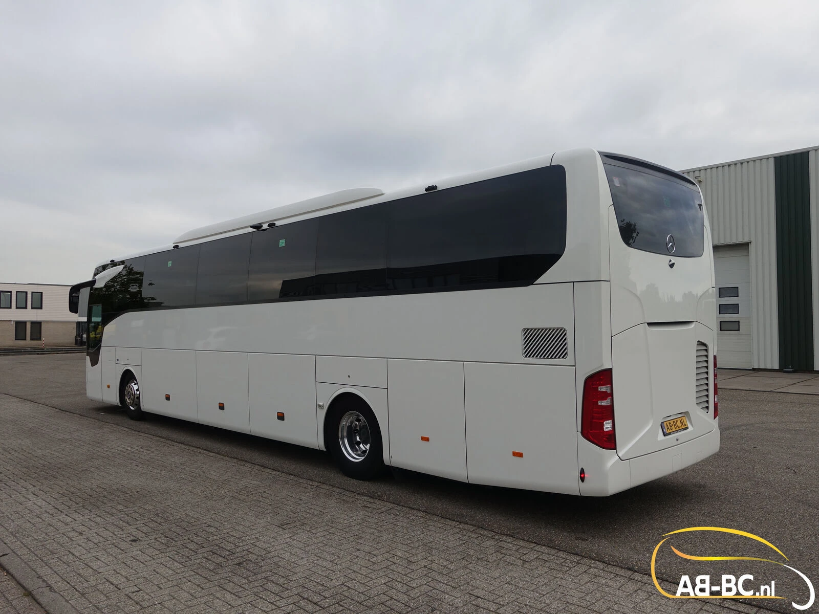 Mercedes-Benz Tourismo RHD 2023 afbeelding 21