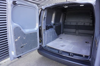 Volkswagen Caddy 2023 - Cargo 1.5 TSI 115pk Benzine Automaat Navigatie Apple Carplay Parkeersensoren Cruise control image 3 thumbnail