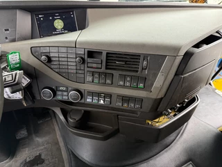 Volvo FH 2017 - 16 FH750 Schiebeplane mit Anhanger komplett 2017 Wie Neu!!! obrazek 36