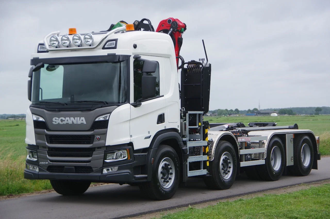 Scania P 2026 - P460 8x4 WSG 43-ton met Palfinger Q200Z95TR epsilon kraan en 30-tons VDL haakarm obrázek 1