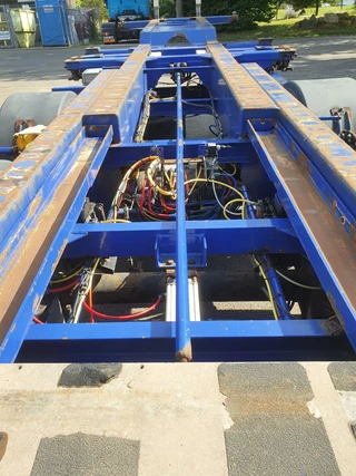 M&V N/A 2011 - Euro 902 KS *High Cube Containerchassis ausziehbar* image 10