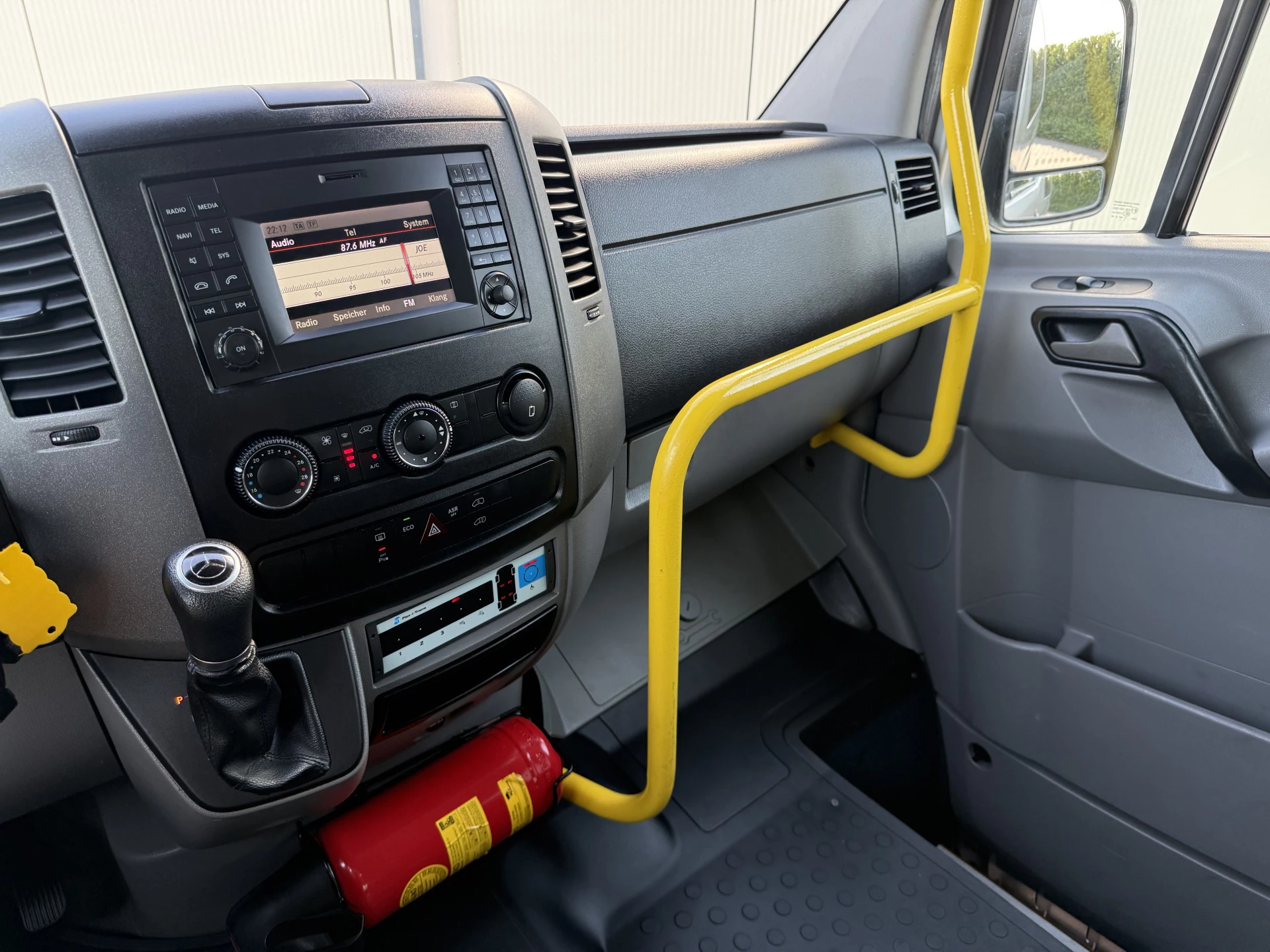 Mercedes-Benz Sprinter 2018 - 314 CDI AUTOMAAT EURO 6 / FLEXI-TRANS ROLSTOELBUS + LIFT / L2H2 / 9 PERSOONS / CAMERA / AIRCO / PRIJS INCL BTW EN BPM obrázek 16