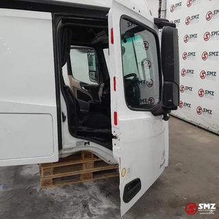 Mercedes-Benz N/A 2016 - Occ cabine RHD Mercedes obrazek 9