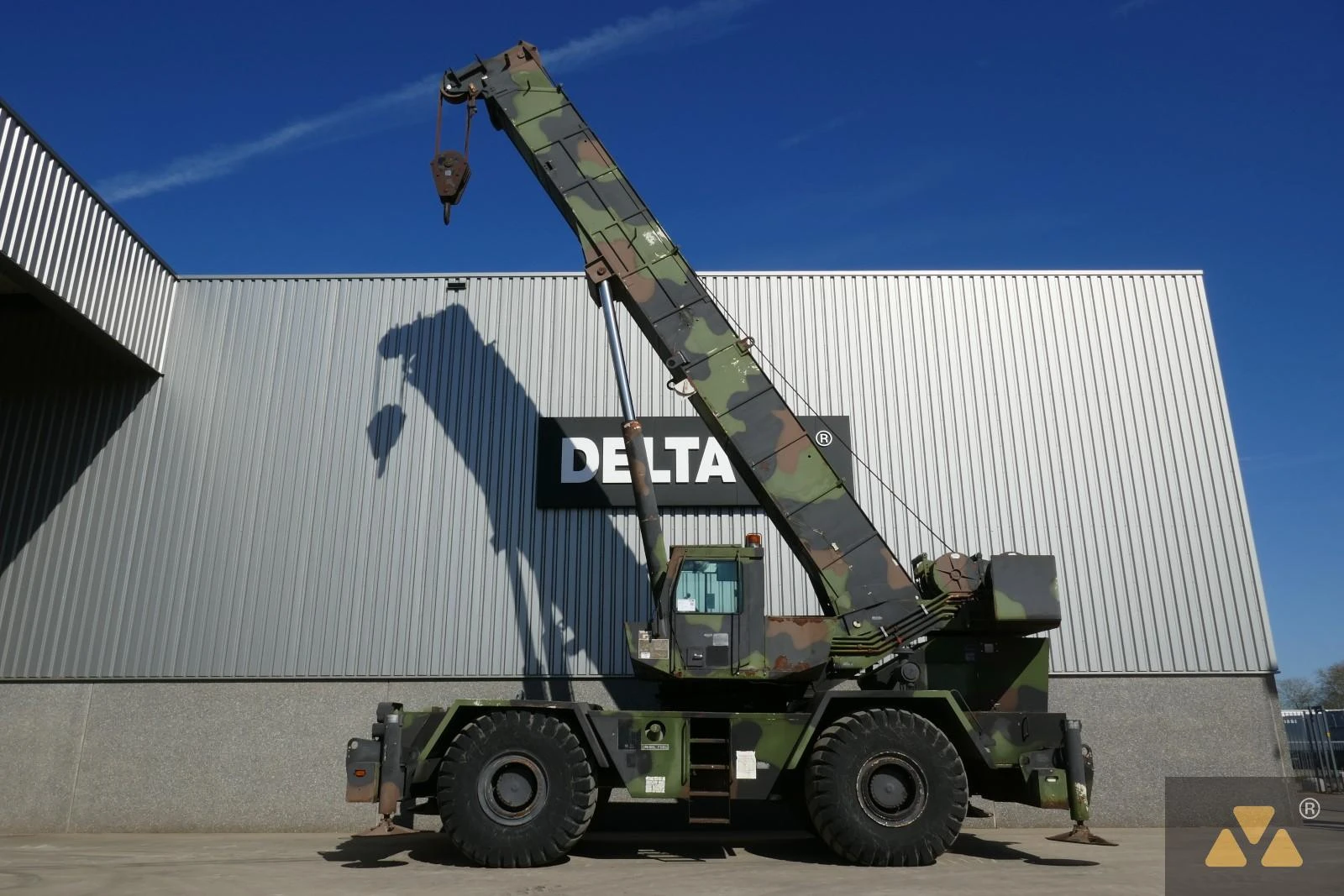 Grove 1991 - RT875 Ex-army afbeelding 1